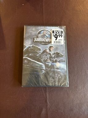 🎬DVD’s 8 for $25 Jurassic World DVD -